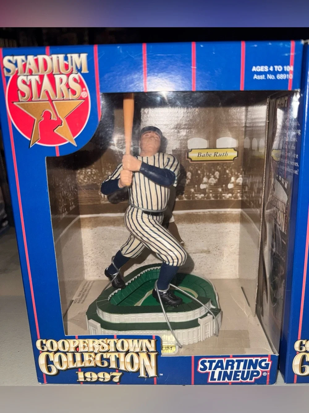 Stadium Stars Cooperstown Collection 1997 Baseball Figures  Ruth & Mantle